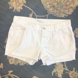 COPY - 3/$25 Old Navy “The Diva” white denim shor…